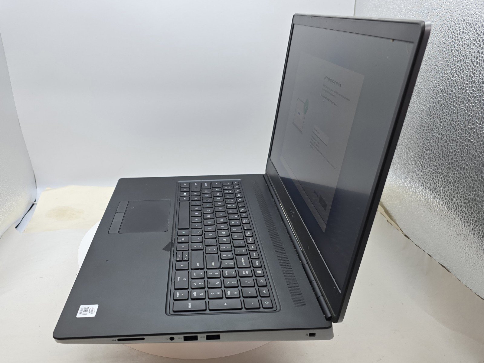 Dell-Precision-7550-11.jpg