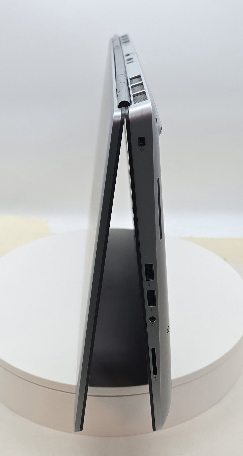 Dell-Precision-7550-5.jpg