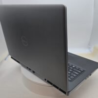 Dell-Precision-7550-8.jpg